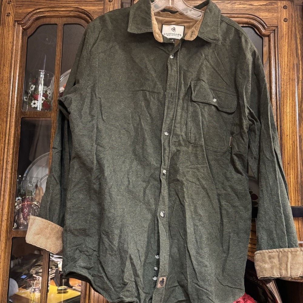 Legendary Whitetails Men's Flannel Shirt Size Large Buck Camp Green‎ Long Sleeve